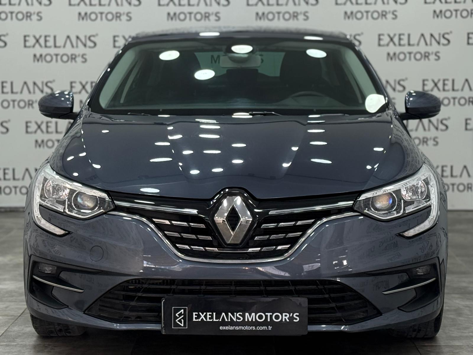 2024 MEGANE 